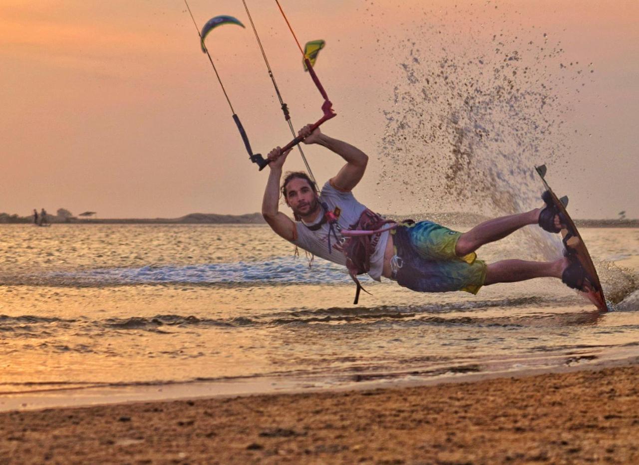 Kitesurfing Lanka Hotel Kalpitiya Luaran gambar