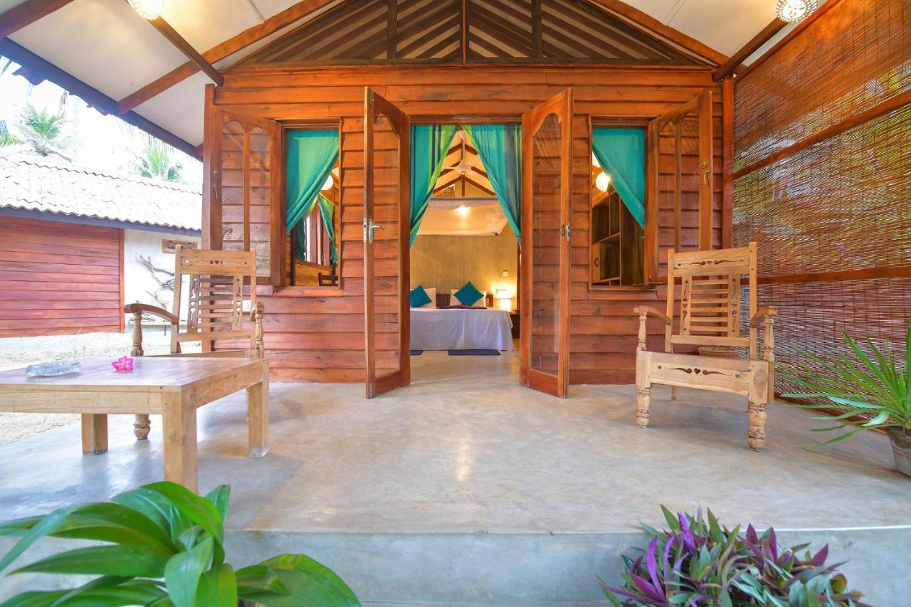 Kitesurfing Lanka Hotel Kalpitiya Bilik gambar